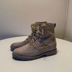 Sorel Leather Lace up Boots